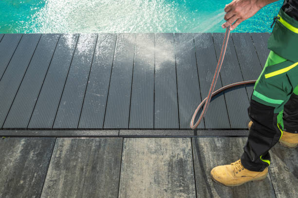 Why Choose Our Certified Pressure Washing Experts for Your Project Needs in Winthrop Harbor, IL?