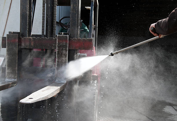 Pressure Washing Services for Businesses in Winthrop Harbor, IL
